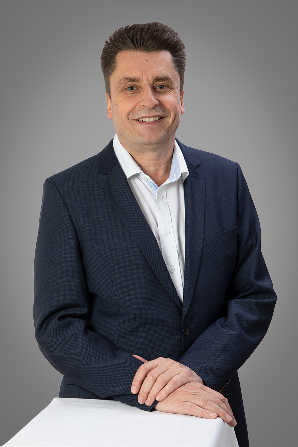 portrait-philipp-schmid-schmid-property portrait-philipp-schmid-schmid-property